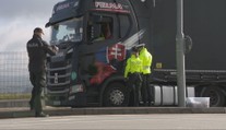 Manipulácia s tachografom či obchádzanie prestávok. Nepoctiví kamionisti môžu ohroziť bezpečnosť dopravy