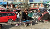 Taliban zakázal holičom v provincii Helmand holiť či upravovať brady