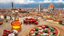 V obľúbenom turistickom meste zakázali jesť na chodníkoch i prahoch dverí