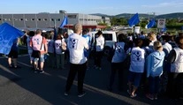 Ostrý štrajk v strojárskej fabrike v Beluši. Zamestnanci prestali pracovať, žiadajú vyššie platy