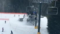 Chlapec (8) spadol z lanovky. Zachránili ho tínedžeri na svahu