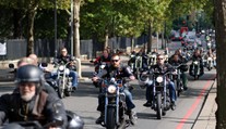 Člen Hells Angels vo Švédsku obvinený z kupliarstva. Počas troch rokov predal manželku 120 mužom