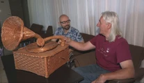 Do každého výrobku zapletá aj kus svojho srdca. Stretli sme sa s košikárom z Vrbovca