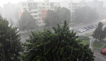 Škandinávska búrka Knud sa zmenila na Elenu. Na Slovensko udrie aj Fabienne