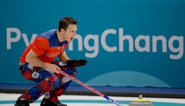 FOTO: Nastolia trend? Pozrite, v akých nohaviciach reprezentovali v curlingu Nóri
