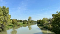 Obľúbené riečne rameno má akútny problém. Riešenie je v nedohľadne