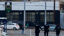 Dráma v USA. Muž za dva dni dobodal deväť ľudí, polícia ho zadržala