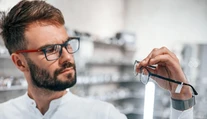 Okuliare zo supermarketu verzus okuliare z optiky: Chránia váš zrak rovnako?
