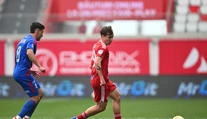 VIDEO: Zakončenie, ktoré mu môže závidieť aj Messi. Mladík sa v Rumunsku postaral o kandidáta na gól roka