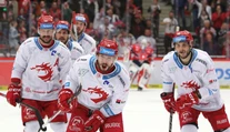 Brno otočilo zápas v poslednej tretine, úradovali Slováci. O výhre Třinca rozhodol Hrehorčák