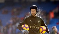 Česká brankárska legenda si povedala dosť. Petr Čech po sezóne ukončí kariéru