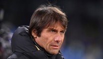 Milan Škriniar bude mať nového kouča. Antonio Conte končí na lavičke Interu Miláno