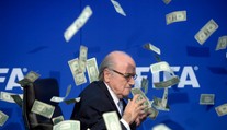 FIFA podala ďalšie trestné oznámenie na svojho bývalého prezidenta Blattera