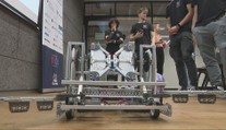 Robot, ktorý má hľadať riešenia klimatických výziev. Stredoškoláci predstavia svoj vynález v Paname