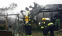 V Poľsku vypukol požiar miestnosti na únikovú hru. Vyžiadal si päť mladých obetí
