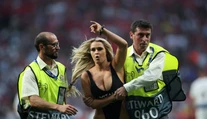 Polonahá narušiteľka vo finále LM spoznala trest. Oproti zárobku ide o zlomok