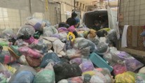 Koniec spaľovania oblečenia. Nové pravidlá zakazujú značkám a reťazcom ničiť nepredaný textil