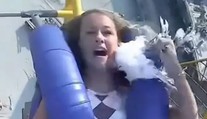 VIDEO: Jazda na horskej dráhe priniesla nečakaný moment. Dievča (13) dostalo „facku“ od čajky