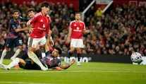 Obrat Arsenalu, koniec negatívnej série Chelsea. Tottenham je naďalej bez výhry, na zostupovej priečke