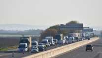 Bratislavu čaká dopravný chaos. Časť diaľnice D1 na pár hodín úplne uzavrú