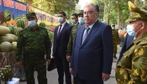 Rodinu tadžického prezidenta decimuje COVID. Jeho synovia surovo zbili ministra zdravotníctva