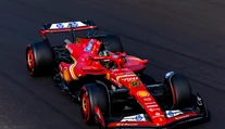 Verstappen skončil na tréningu pred VC Singapuru mimo elitnej trojky. Najrýchlejší čas mal Leclerc