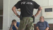 Mali rybárske lístky, no prehnali to s počtom udíc.  Dva dni boli v cele a dostali mastné pokuty