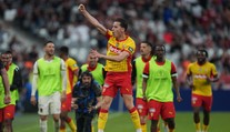 Lens v závere vydarenej sezóny oslavuje trofej. Prvýkrát v histórii získal domáci pohár