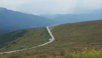Na ceste na Kráľovu hoľu pribudol asfaltový koberec. Nedočkaví cyklisti však musia ešte vydržať