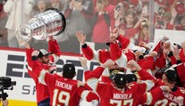 VIDEO: Dlhé čakanie na najlepší hokej sa skončilo. Nová sezóna NHL prinesie množstvo emócií aj príbehov