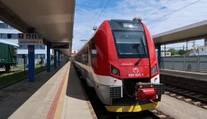 Horúčavy ochromili vlaky, naberajú hodinové meškania