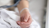 Eutanázia len 17-ročného dievčaťa rozdeľuje spoločnosť. Nebolo fyzicky choré, proti boli aj experti