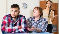Sú viacgeneračné domy strata súkromia, či rodinná pohoda? Niekto musí mať posledné slovo