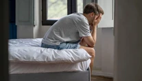 Mlčíme, aj keď trpíme. Psychologička radí, ako môžeme pomôcť niekomu, kto sa trápi