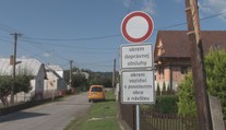 V Ladomirovej majú ulice len „pre domácich“. Ostatným na ne vjazd zakázali