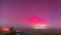 Zmeškali ste v noci polárnu žiaru? Vráti sa ešte silnejšia (GALÉRIA)