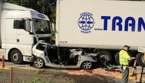 Kamióny zlisovali auto na českej diaľnici