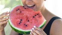Možno ani netušíte, aký je prospešný. Melón nie je len letným osviežením