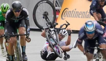 VIDEO: Čo spôsobilo kolíziu, po ktorej Sagan skončil na ceste? Tento detail si všimol málokto