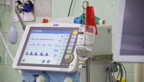 Analytik Smatana: Čaká nás náročná jeseň a zima. Zdravotné kapacity budú preťažené