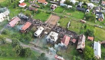 VIDEO + FOTO: Obrovský nočný požiar pri Brezne. Škody sa šplhajú k 400-tisíc eurám