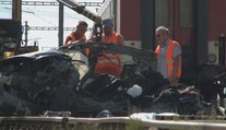Nehoda medzinárodného rýchlika v Maďarsku: Po zrážke s autom zomreli traja ľudia