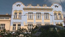 Rektor prichytený pri klamstve: Sľuboval, že darovanú secesnú budovu nikdy nepredá