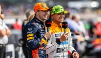 Šialený vrchol sezóny F1, boj o titul vrcholí. Dvaja najväčší kandidáti vyštartujú v Abú Zabí z prvého radu