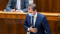 Igor Matovič ostáva ministrom financií. Opozícii sa ho nepodarilo odvolať