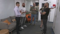 Vraj ich núti, aby väzňom robili zle. Takmer 30 zamestnancov sa v Dubnici nad Váhom sťažuje na šéfa