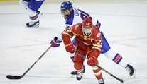 Ponúkne draft do NHL nevšedný príbeh? Otec môže vybrať vlastného syna, ktorý patrí k najväčším talentom