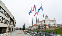 Danko kvôli Lajčákovi stále odmieta vstúpiť na úrad vlády. Koaličná rada opäť zasadla v parlamente
