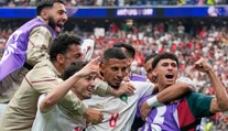 Jeden organizátor na turnaji končí. Majstrovstvá sveta spoznali prvého štvrťfinalistu