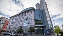 Objavujú sa falošné výzvy na zaplatenie DPH. Podvodníci sa vydávajú za daňový úrad